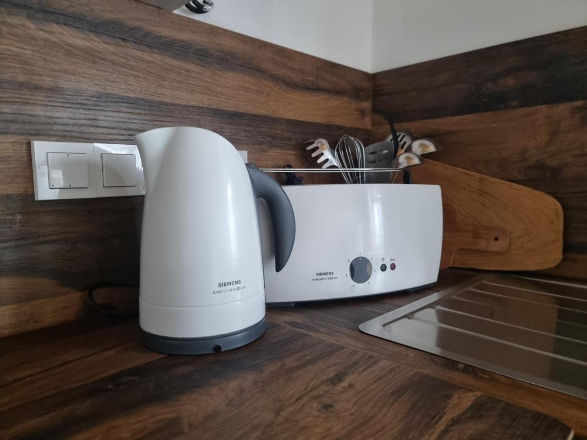 Luxusni Apartman S Krbem - Kunraticke Svycarsko Kunratice  Exterior photo