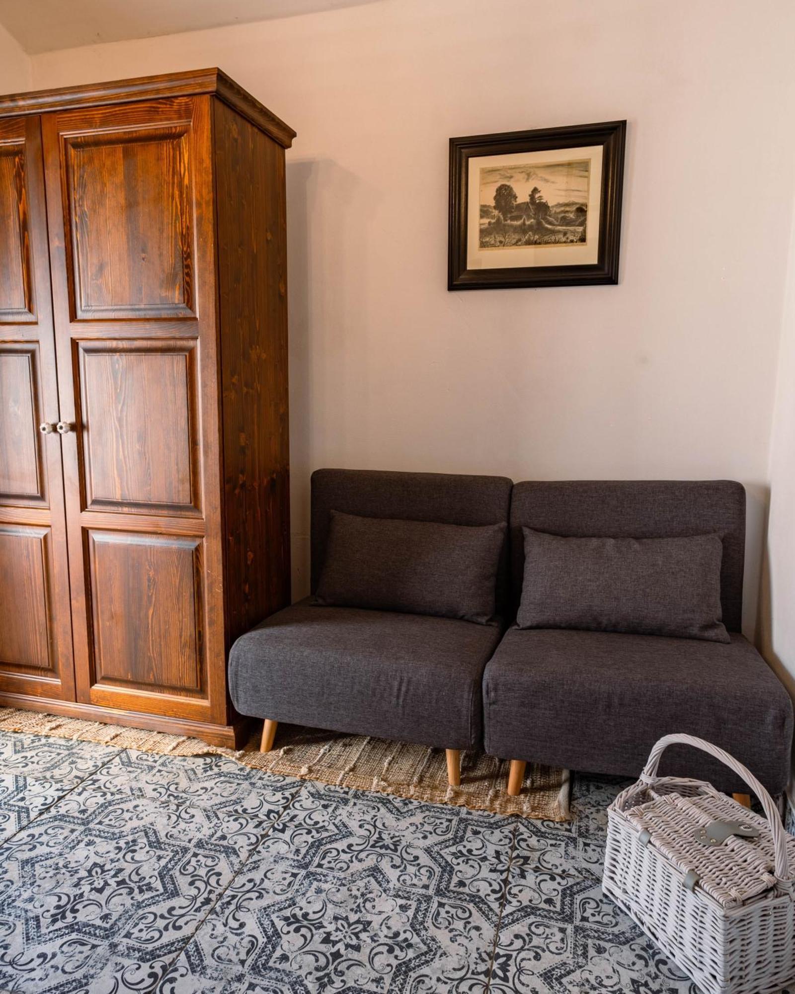 Luxusni Apartman S Krbem - Kunraticke Svycarsko Kunratice  Exterior photo